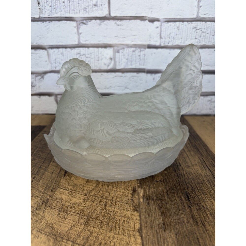 Westmoreland Frosted Glass Hen on Nest Covered Dish Vintage READ 7”